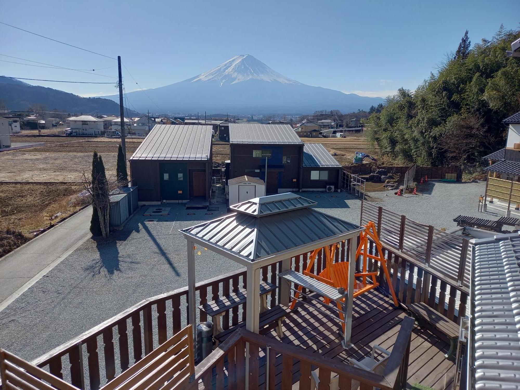 Orange Cabin Inn Far From Station Fujikawaguchiko Zewnętrze zdjęcie