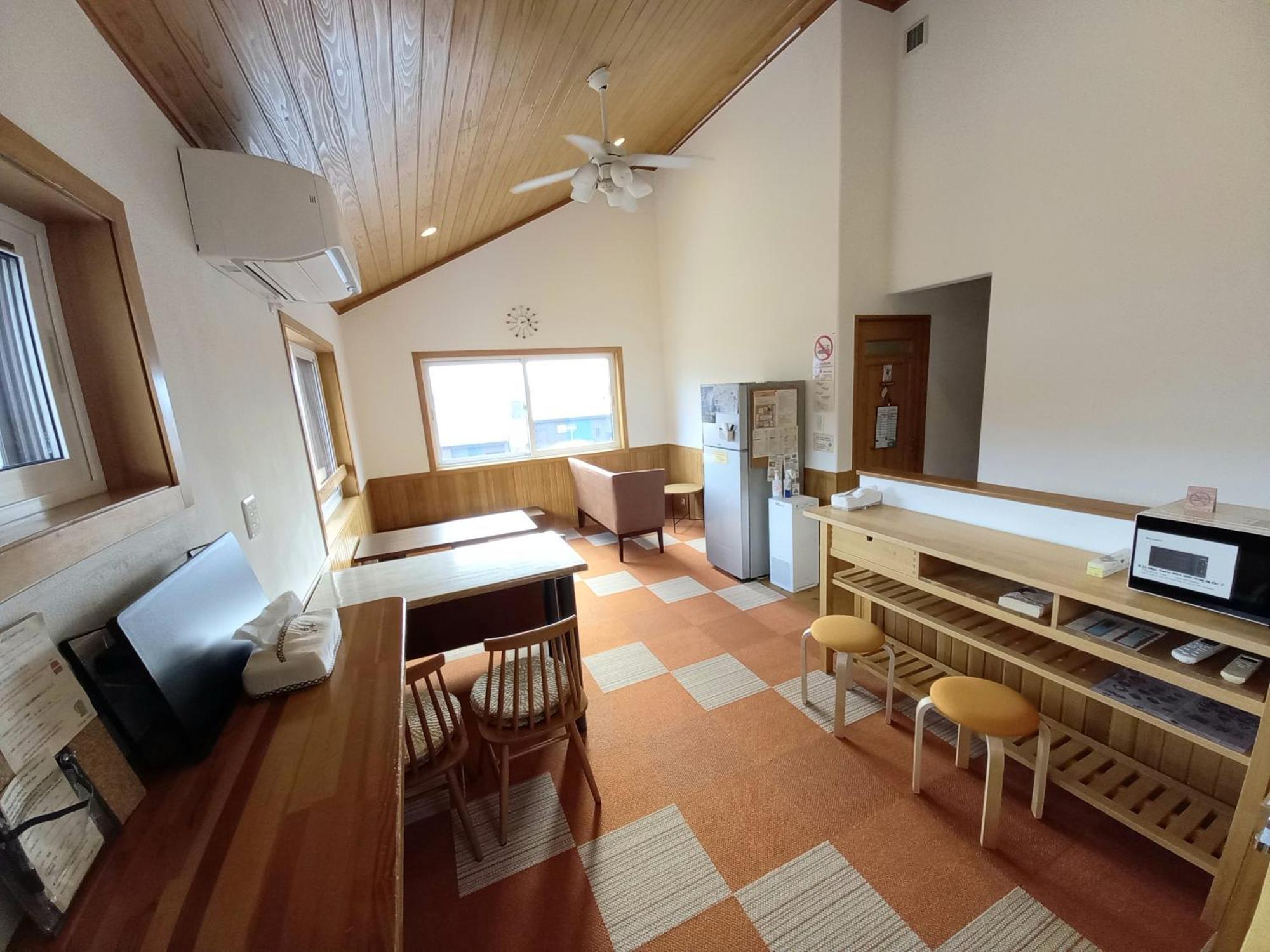 Orange Cabin Inn Far From Station Fujikawaguchiko Zewnętrze zdjęcie