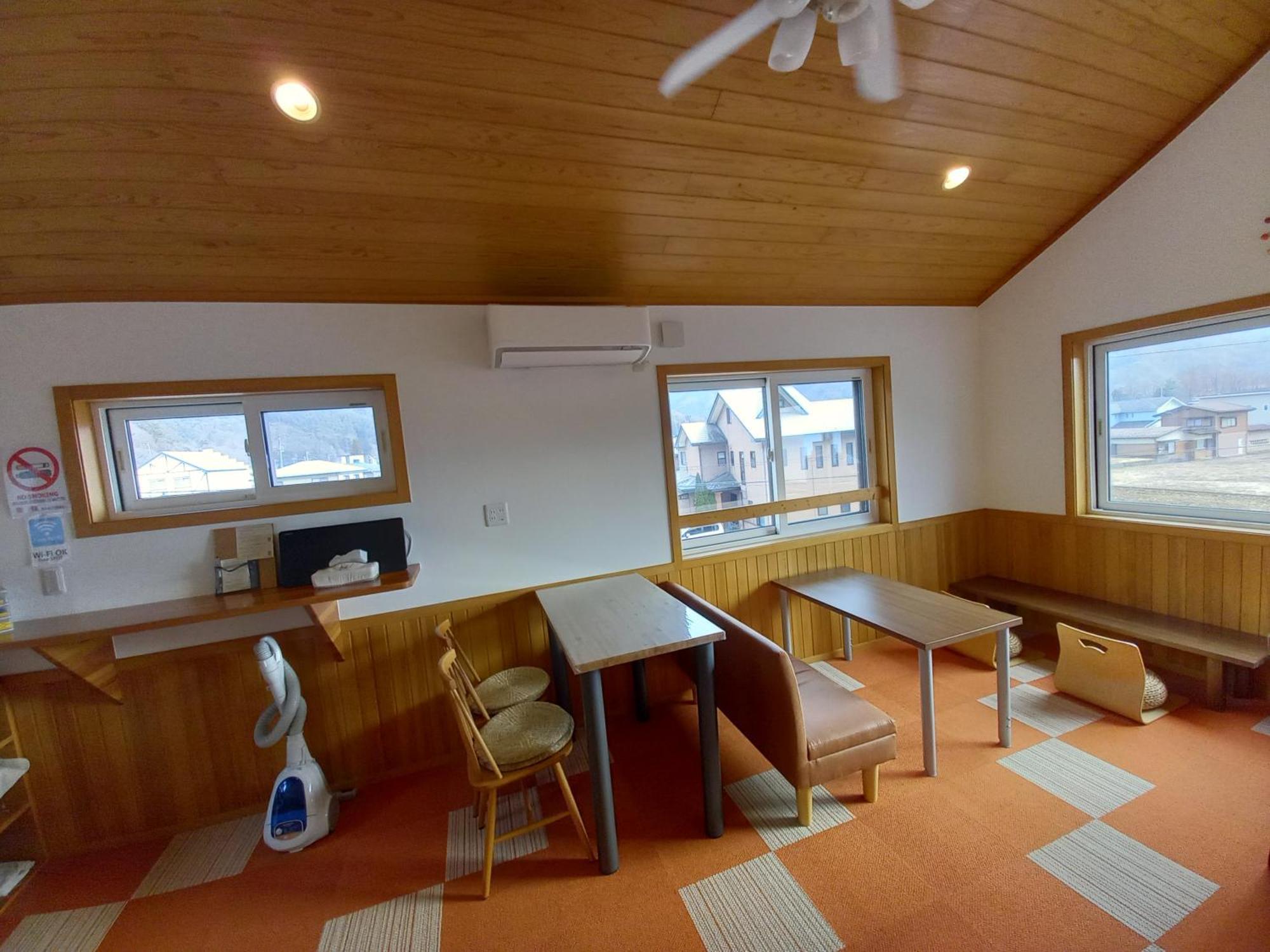 Orange Cabin Inn Far From Station Fujikawaguchiko Zewnętrze zdjęcie